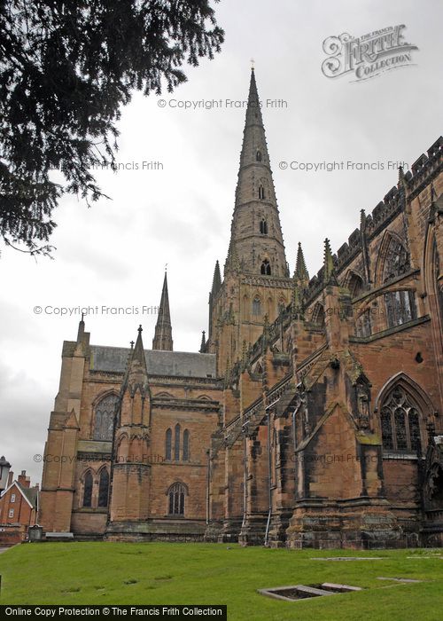 Photo of Lichfield, Cathedral c.2008