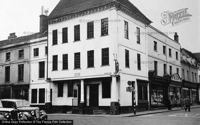 Photo of Lichfield, Dr Johnson's Birthplace c.1950