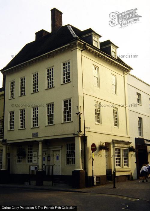 Photo of Lichfield, Samuel Johnson's Birthplace, Market Square 1991