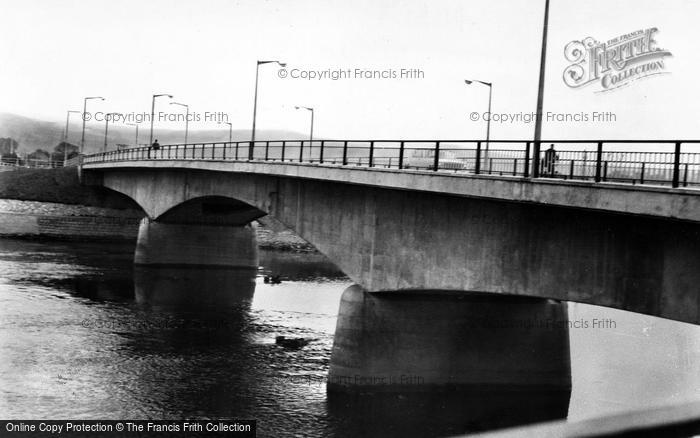 Photo of Lifford, The New Bridge c.1965