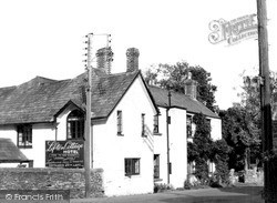 Cottage Hotel c.1950, Lifton