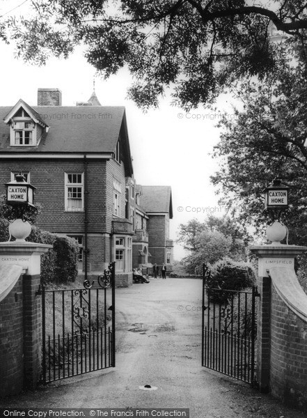 Photo of Limpsfield, Entrance To Caxton Convalescent Home 1965
