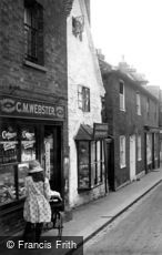 Limpsfield, the Village Shop 1924