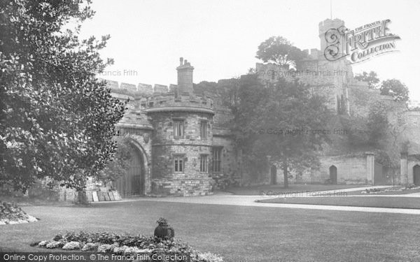 Photo of Lincoln, Castle 1923