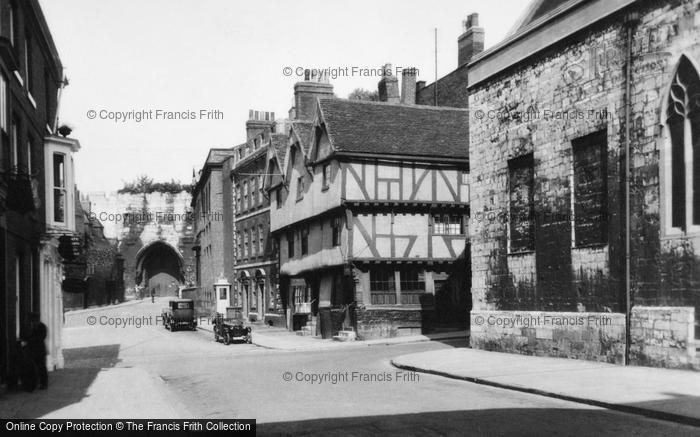 Photo of Lincoln, Castle Hill c.1930