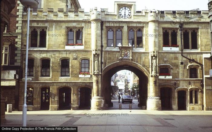 Photo of Lincoln, Guildhall Over Stonebow 1979