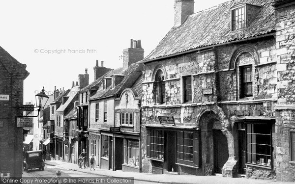 Photo of Lincoln, Jew's House And Steep Hill c.1955