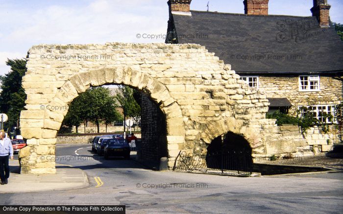 Photo of Lincoln, Newport Arch 1989