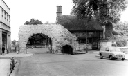 Newport Arch c.1965, Lincoln