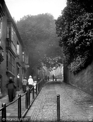 Steep Hill 1923, Lincoln