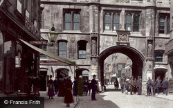 Stonebow 1890, Lincoln