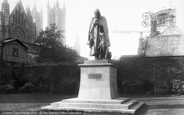 Photo of Lincoln, Tennyson Statue 1906