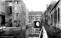 The Glory Hole 1923, Lincoln