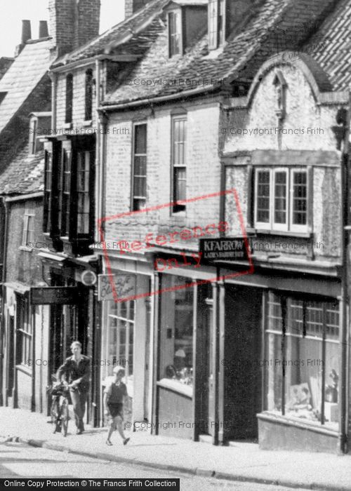 Photo of Lincoln, Two Brothers, Steep Hill c.1955