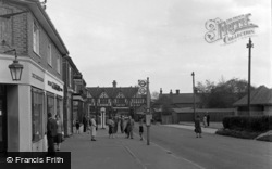 The Shopping Centre 1955, Lingfield