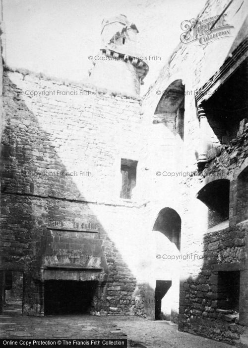 Photo of Linlithgow, Palace, Room In Which Mary Queen Of Scotts Was Born 1880