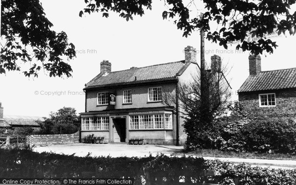 Photo of Linton On Ouse, College Arms c.1960