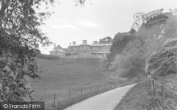 Hollycombe 1932, Liphook