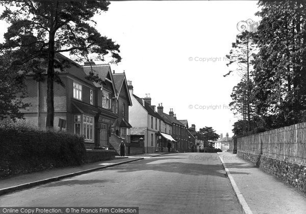 Photo of Liphook, London Road 1924