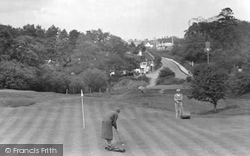 Playing Golf 1932, Liphook