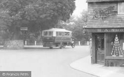 Portsmouth Road, A Bus 1924, Liphook