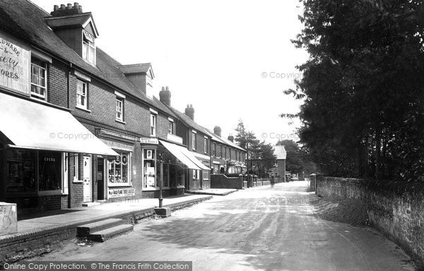 Photo of Liphook, Station Road 1927