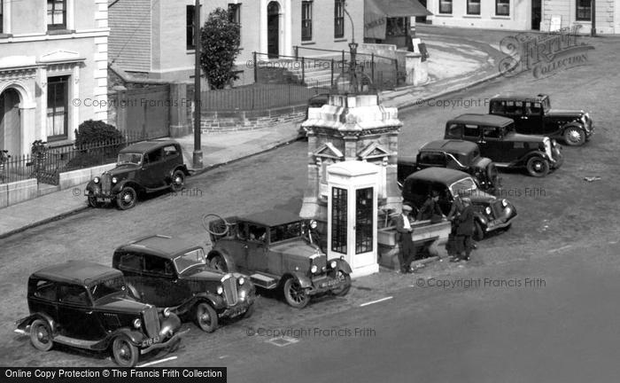 Photo of Liskeard, Cars On The Parade 1938