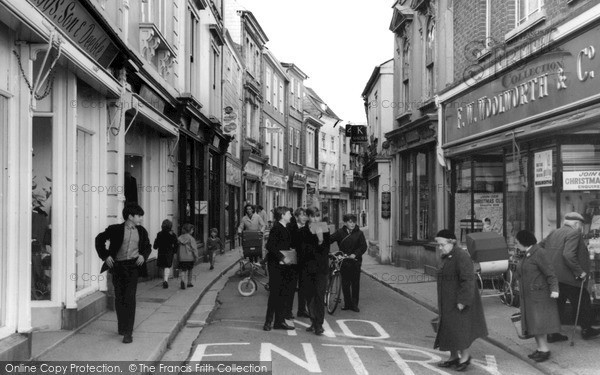 Photo of Liskeard, Fore Street c.1960