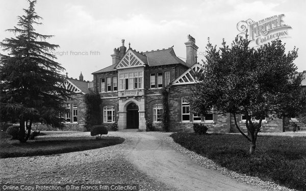 Photo of Liskeard, Passmore Edwards Cottage Hospital 1922