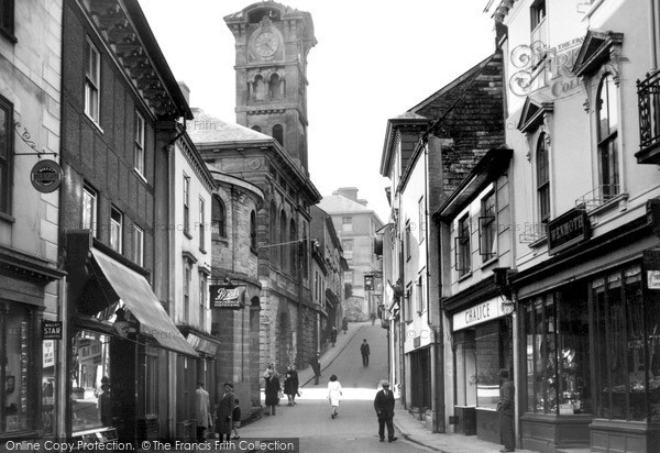 Photo of Liskeard, Pike Street c.1950