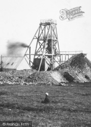 South Phoenix Mine, Headframe 1908, Liskeard