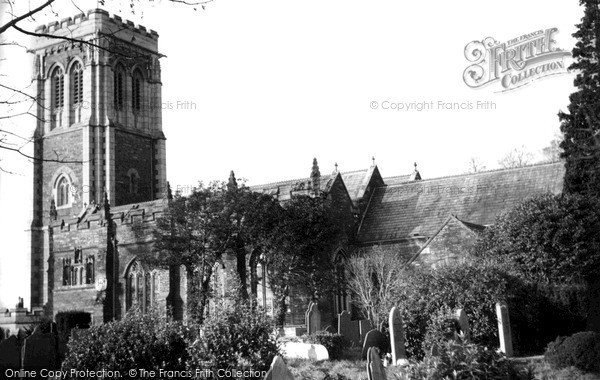 Photo of Liskeard, St Martin's Church c.1955