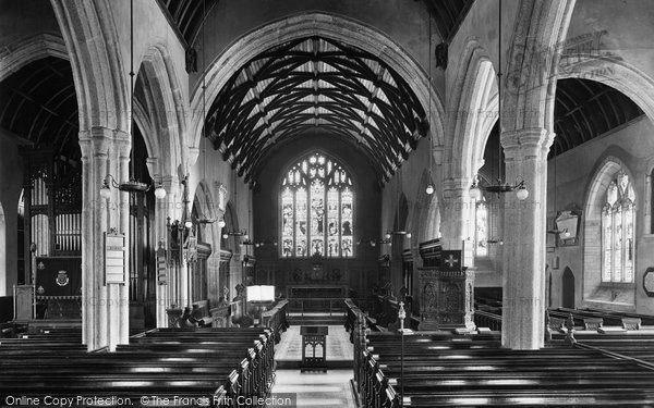 Photo of Liskeard, St Martin's Church Interior 1922