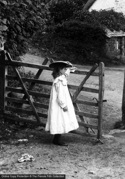 Photo of Liskeard, Young Girl's Fashion 1906