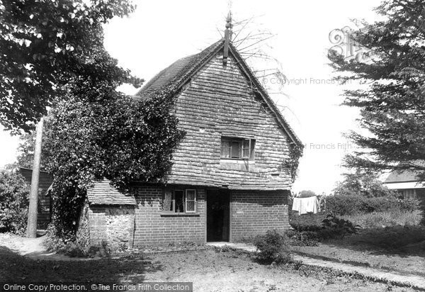 Photo of Liss, Cottage 1901