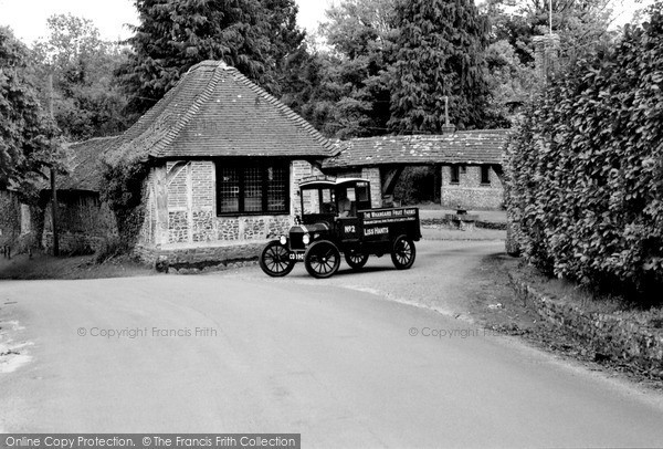 Photo of Liss, Palmers, Rake Road 2004