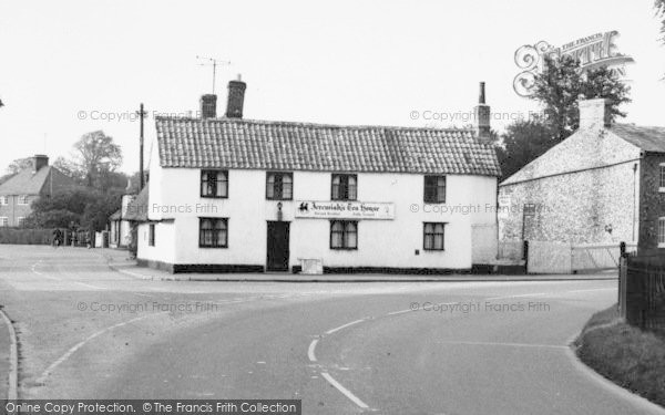 Photo of Little Abington, Jeremiah's Tea House c.1960