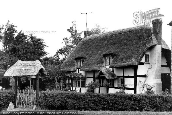 Photo of Little Comberton, The Olde Thatched Cottage c.1955