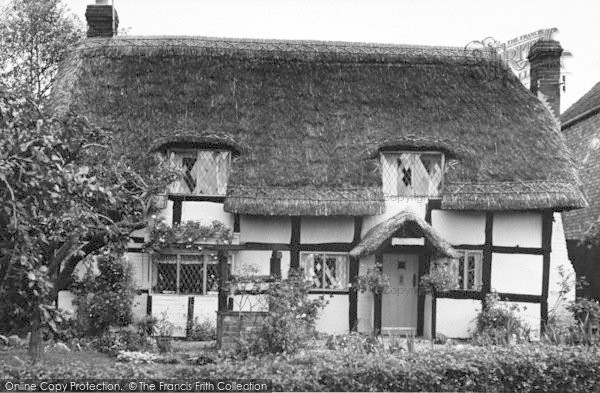 Photo of Little Comberton, The Olde Thatched Cottage c.1955