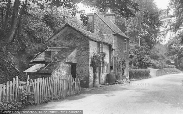 Photo of Little Malvern, Old Cottage 1923