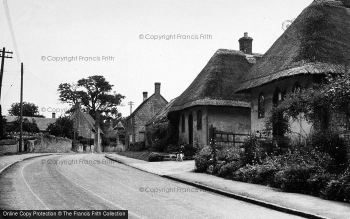 Photo of Little Milton, Church Hill c.1955
