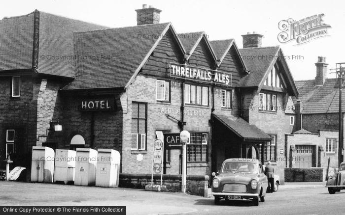 Photo of Little Sutton, Ye Olde Red Lion Hotel 1962