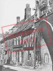 Priory Gatehouse c.1955, Little Walsingham