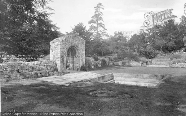 Photo of Little Walsingham, The Abbey, Holy Well 1926