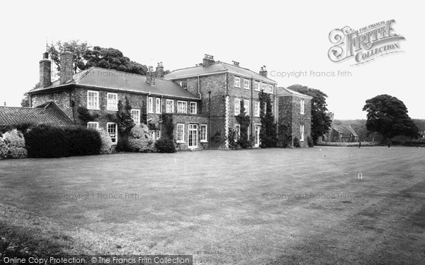 Little Weighton photos, maps, books, memories - Francis Frith