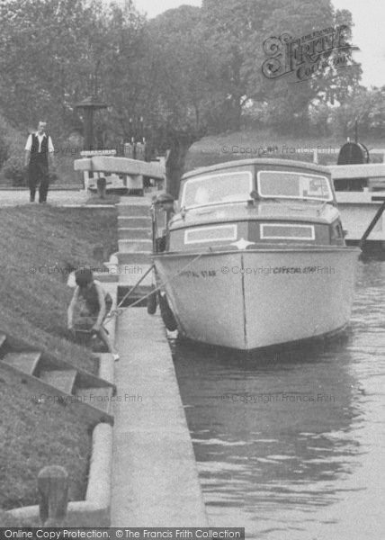 Photo of Little Wittenham, River Boat In Day's Lock c.1955