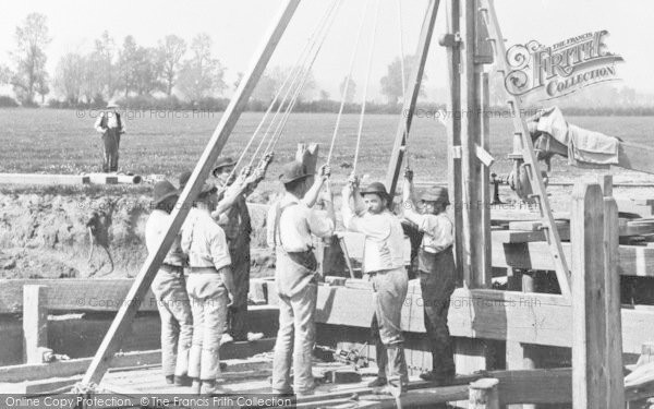 Photo of Little Wittenham, The Team Rebuilding Day's Lock Weir c.1870