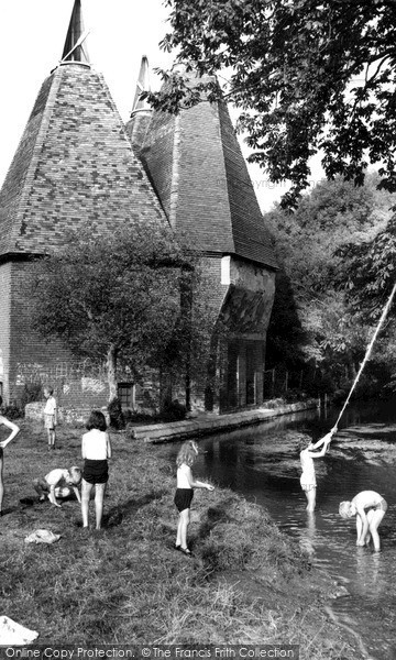 Photo of Littlebourne, Oast Houses And Little Stour c.1962