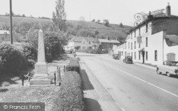 Memorial Corner c.1955, Littledean