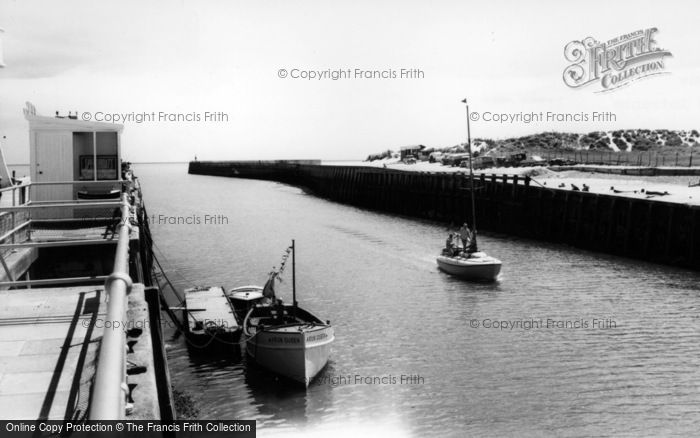 Photo of Littlehampton, Harbour Entrance c.1960